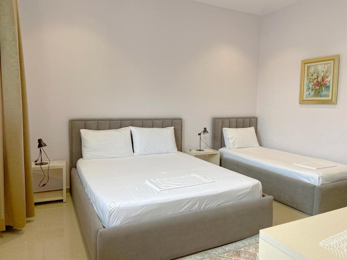 Guesthouse Niko ベラト エクステリア 写真