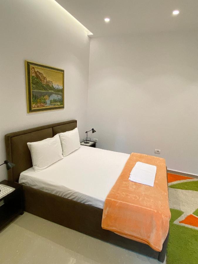 Guesthouse Niko ベラト エクステリア 写真